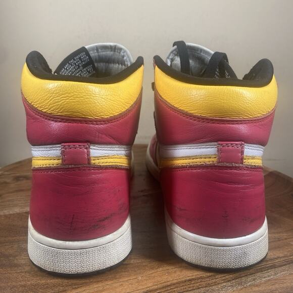 Jordan 1 Retro High Og Light Fusion Red Mens Size 11 Shoes Sneakers 555088-603 - Picture 3 of 10